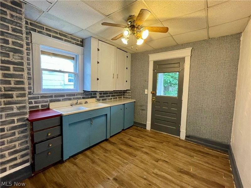 83 Smithsonian Street, Girard, OH 44420 Photo 12