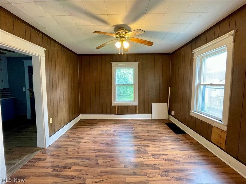 83 Smithsonian Street, Girard, OH 44420 Photo 8