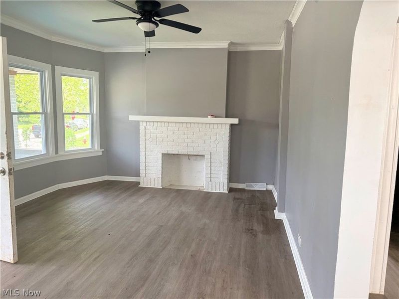 1350 Russell Road, Cleveland, OH 44103 Photo 2