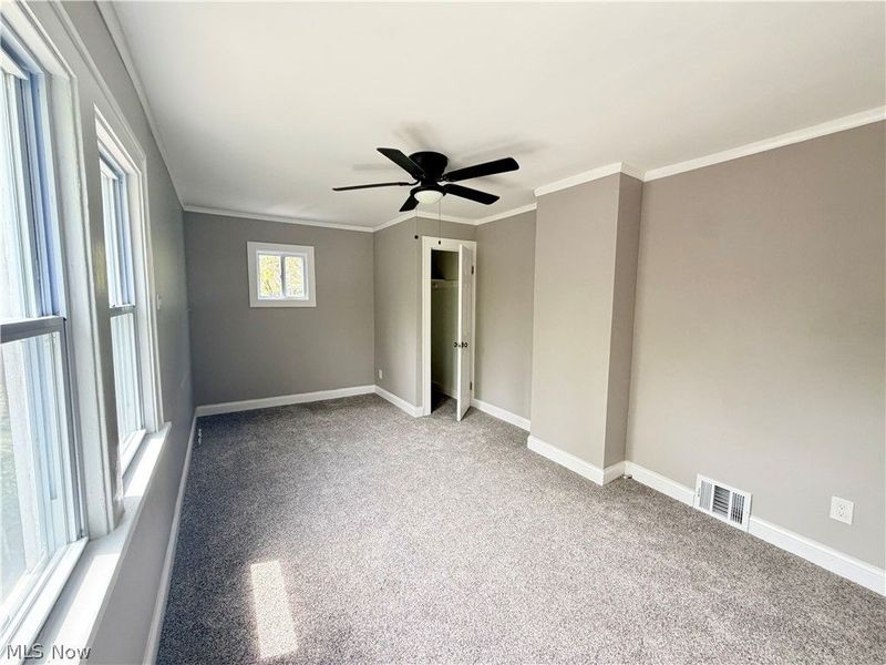 1350 Russell Road, Cleveland, OH 44103 Photo 7