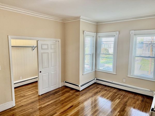 292 Washington Ave, Unit 2L, Chelsea, MA 02150