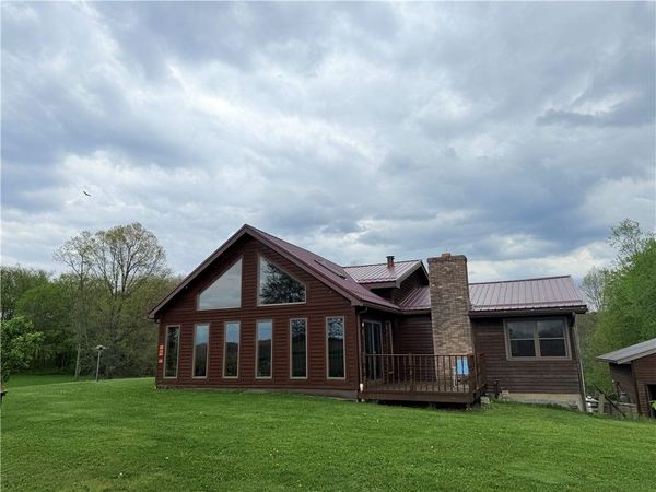 242 Tait Rd, Mercer, PA 16137
