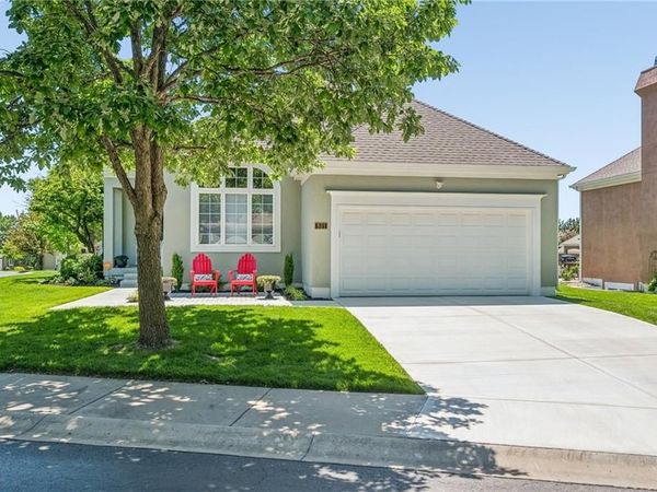 801 W 132nd Terrace, Kansas City, MO 64145
