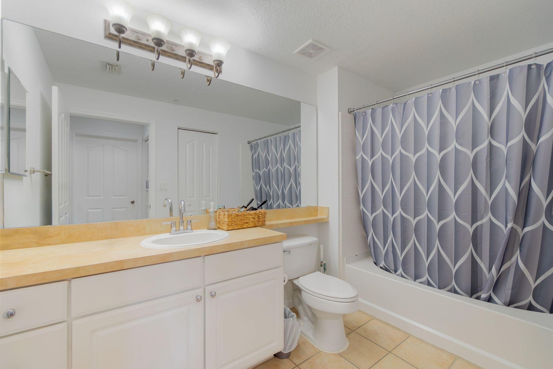 9901 Baywinds Boulevard, Unit 3201, West Palm Beach, FL 33411 Photo