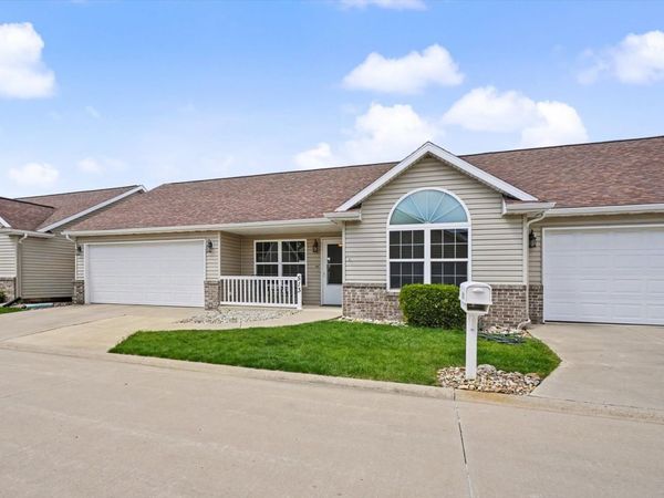 513 Douglas Drive , Gibson City, IL 60936