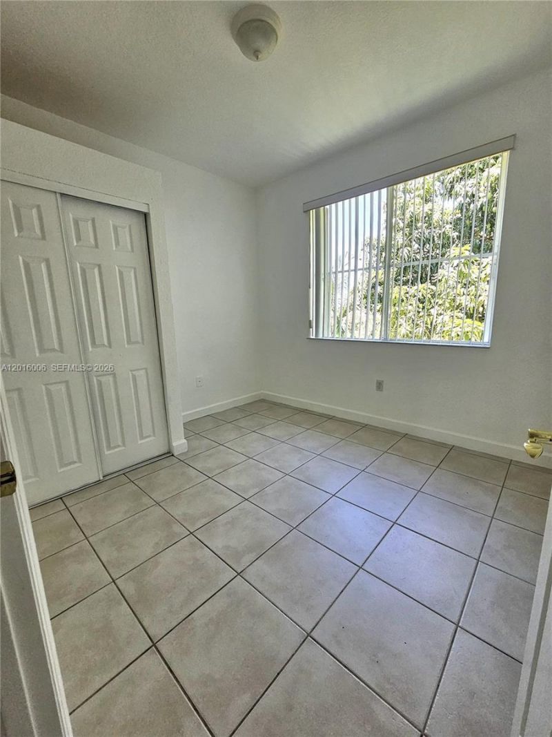 17720 NW 73, Unit 203, Hialeah, FL 33015 Photo