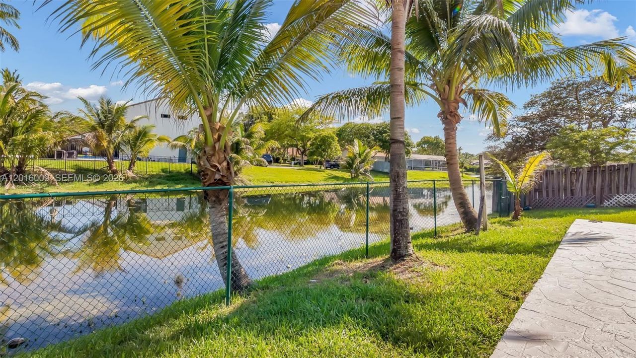 11980 S Aviary Dr, Cooper City, FL 33026 Photo