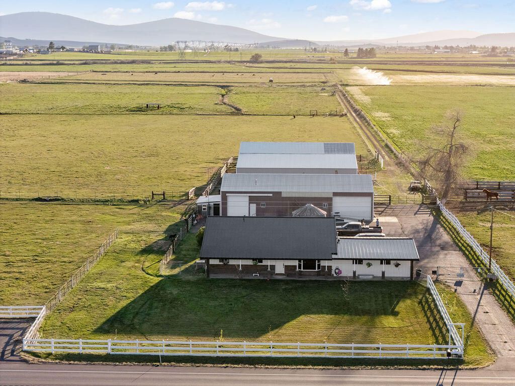 11630 Highway 39, Klamath Falls, OR 97603 Main Photo
