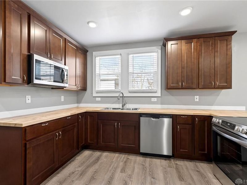 1739 Burroughs Drive, Dayton, OH 45406 Photo 15