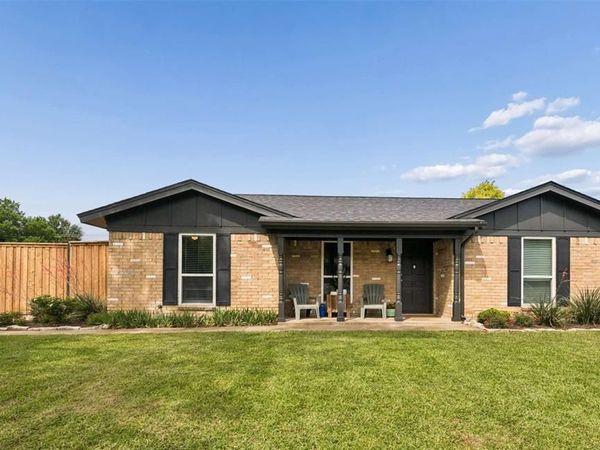 2217 Shady Brook Drive, Bedford, TX 76021