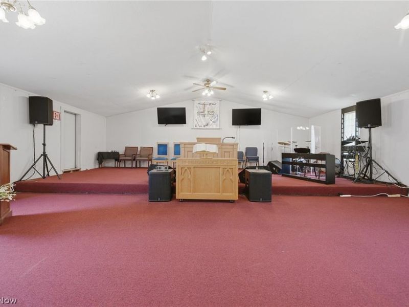 611 Hartford Avenue SE, Canton, OH 44707 Photo 16