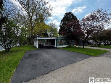9 High Acres, Bemus Point, NY 14712
