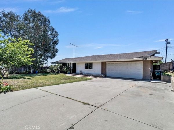 6254 Stanton, Highland, CA 92346