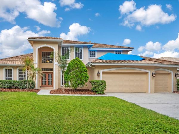 18013 FOREST RETREAT LANE, TAMPA, FL 33647