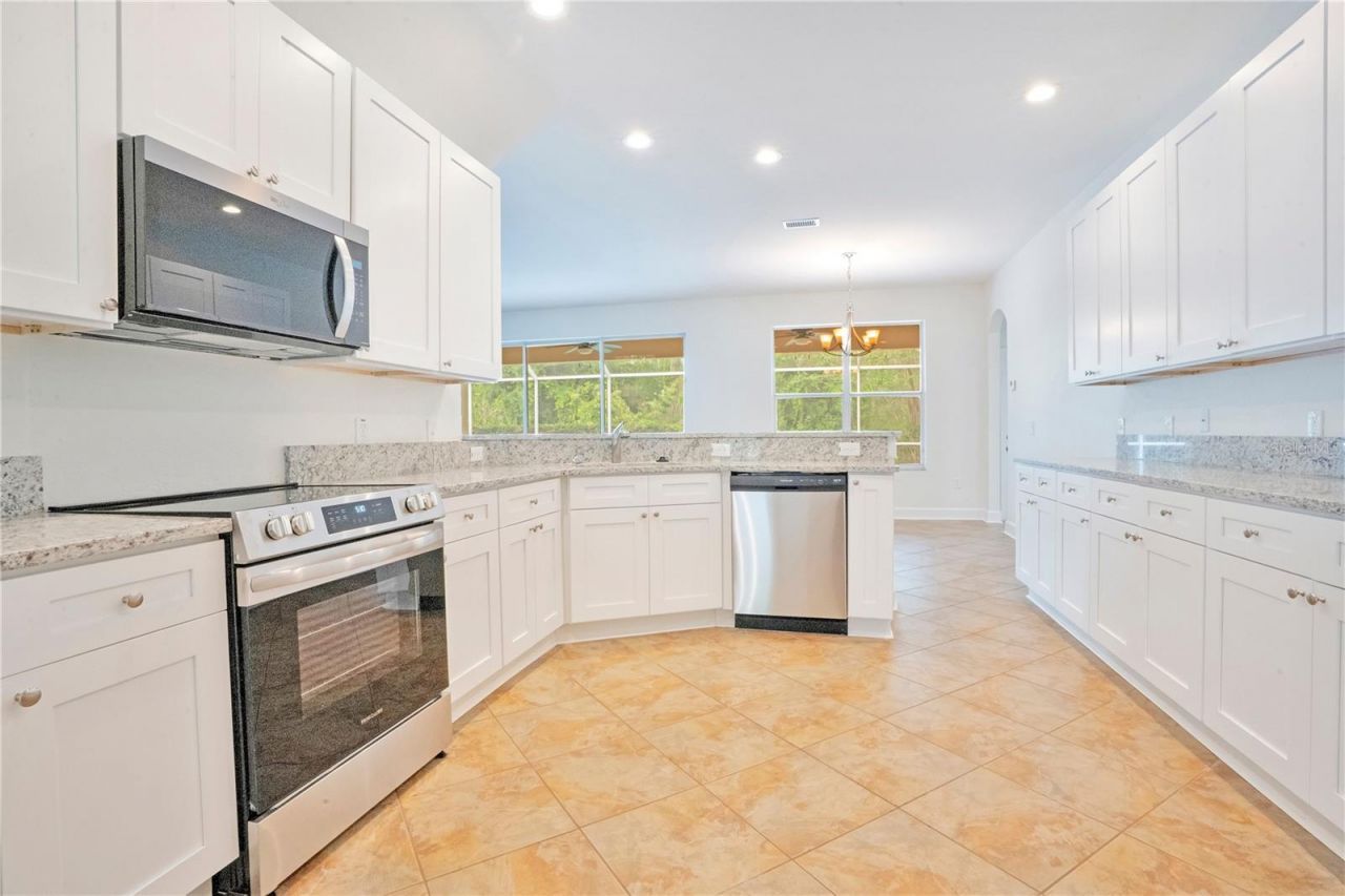 18013 Forest Retreat Lane, Tampa, FL 33647 Photo