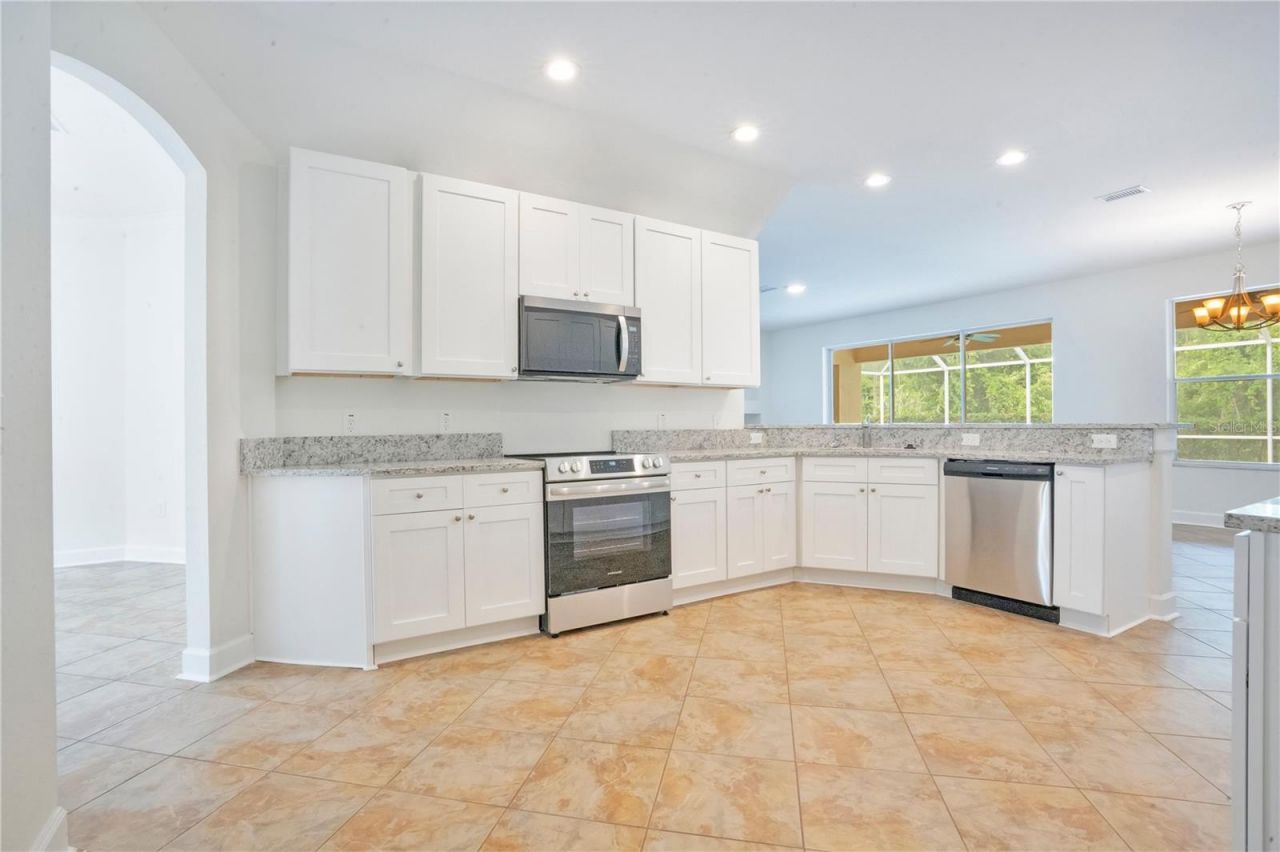 18013 Forest Retreat Lane, Tampa, FL 33647 Photo