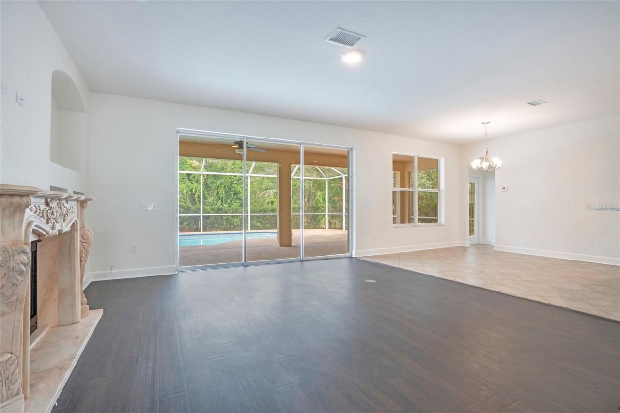 18013 Forest Retreat Lane, Tampa, FL 33647 Photo