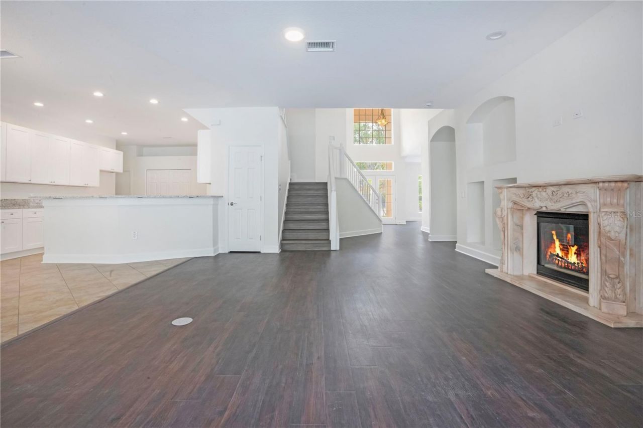 18013 Forest Retreat Lane, Tampa, FL 33647 Photo
