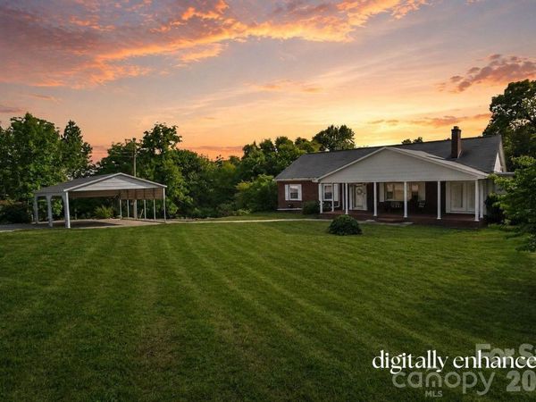 3021 Davis Park Road , Gastonia, NC 28052