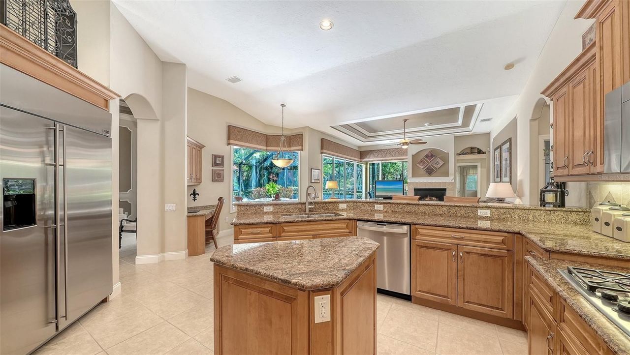 7507 Abbey Glen, Bradenton, FL 34202 Photo