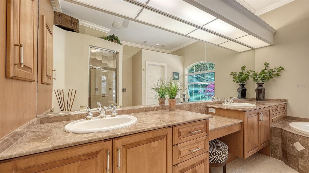 7507 Abbey Glen, Bradenton, FL 34202 Photo