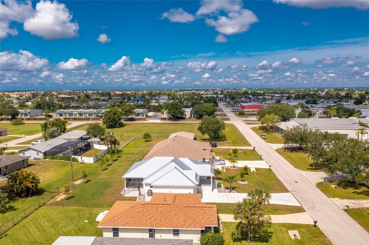 323 Boca Grande Boulevard, Punta Gorda, FL 33950 Photo