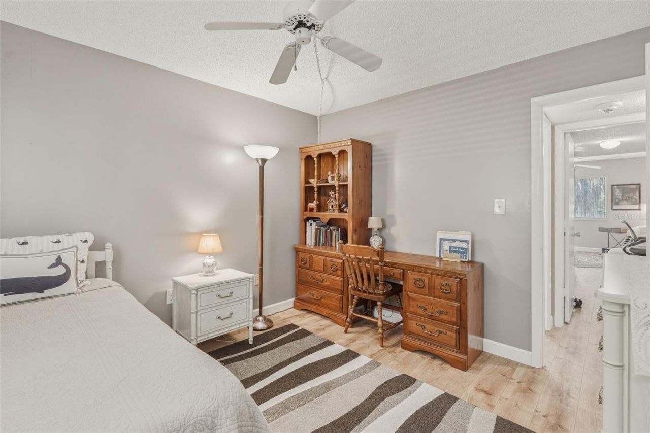 1520 Glen Oaks Drive E, Unit 247, Sarasota, FL 34232 Photo