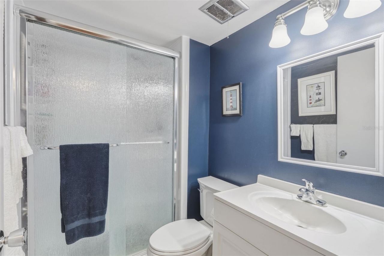 1520 Glen Oaks Drive E, Unit 247, Sarasota, FL 34232 Photo