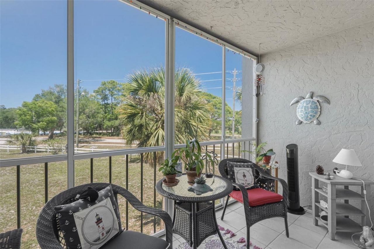 1520 Glen Oaks Drive E, Unit 247, Sarasota, FL 34232 Photo