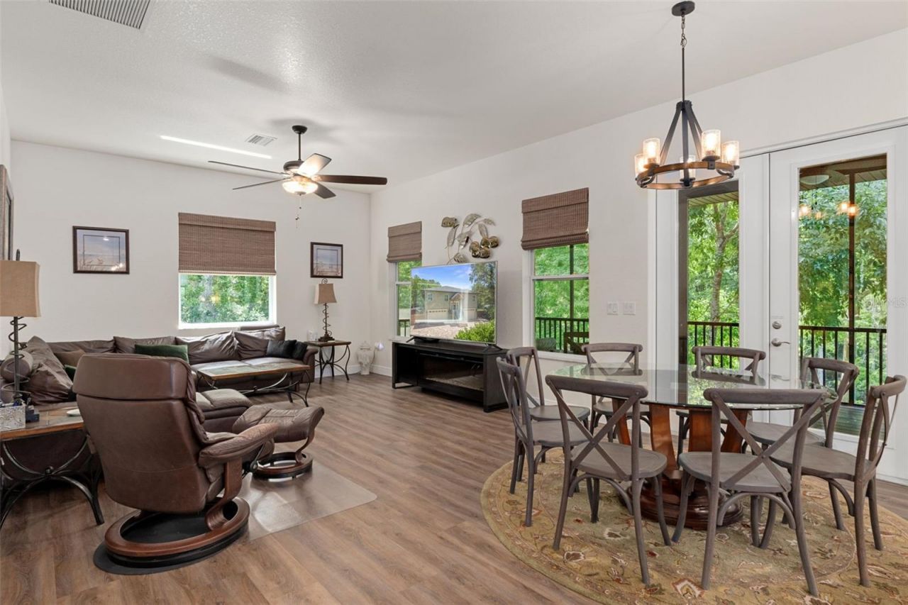 6762 E Richard Drive, Weeki Wachee, FL 34607 Photo