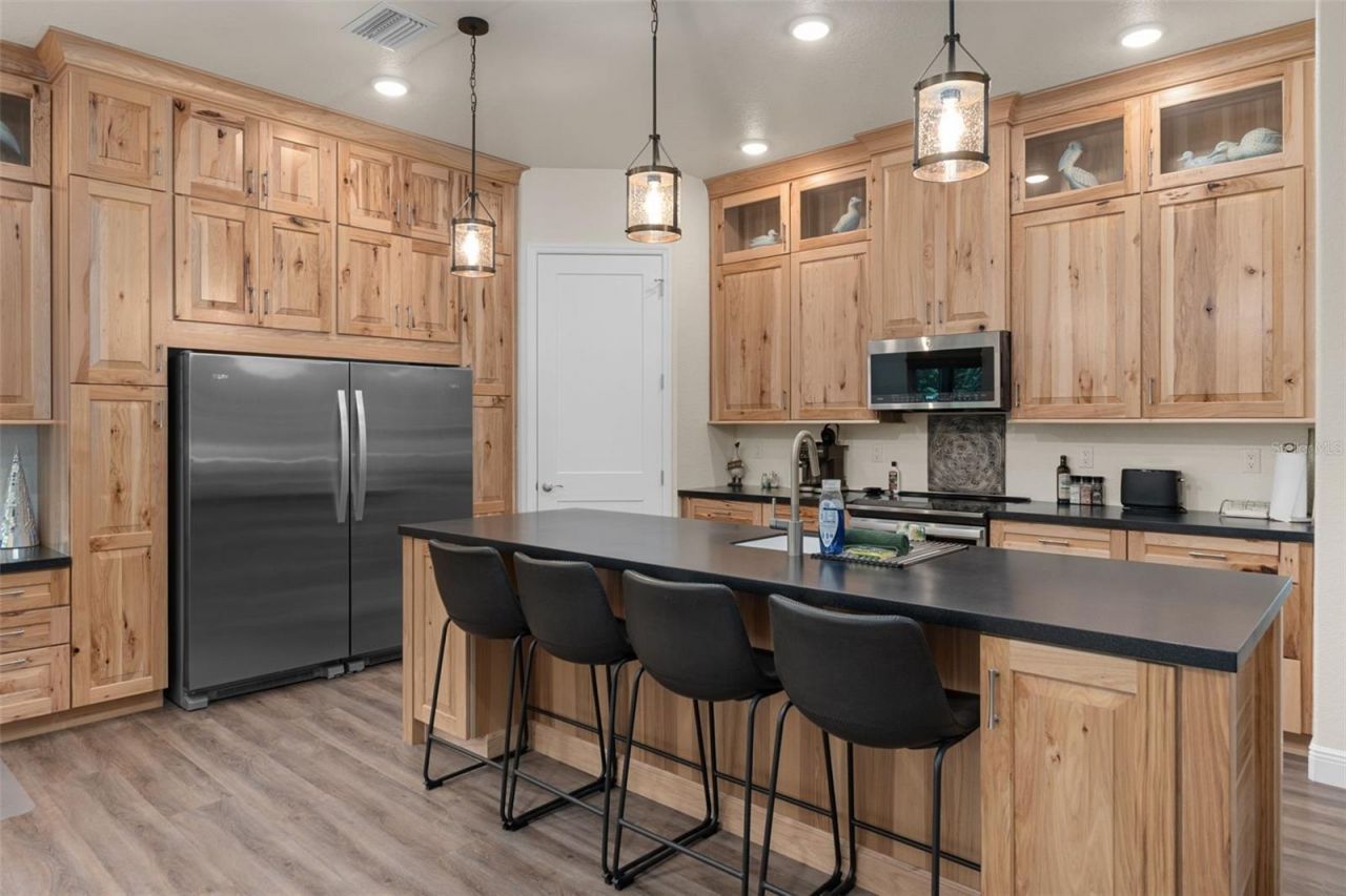 6762 E Richard Drive, Weeki Wachee, FL 34607 Photo