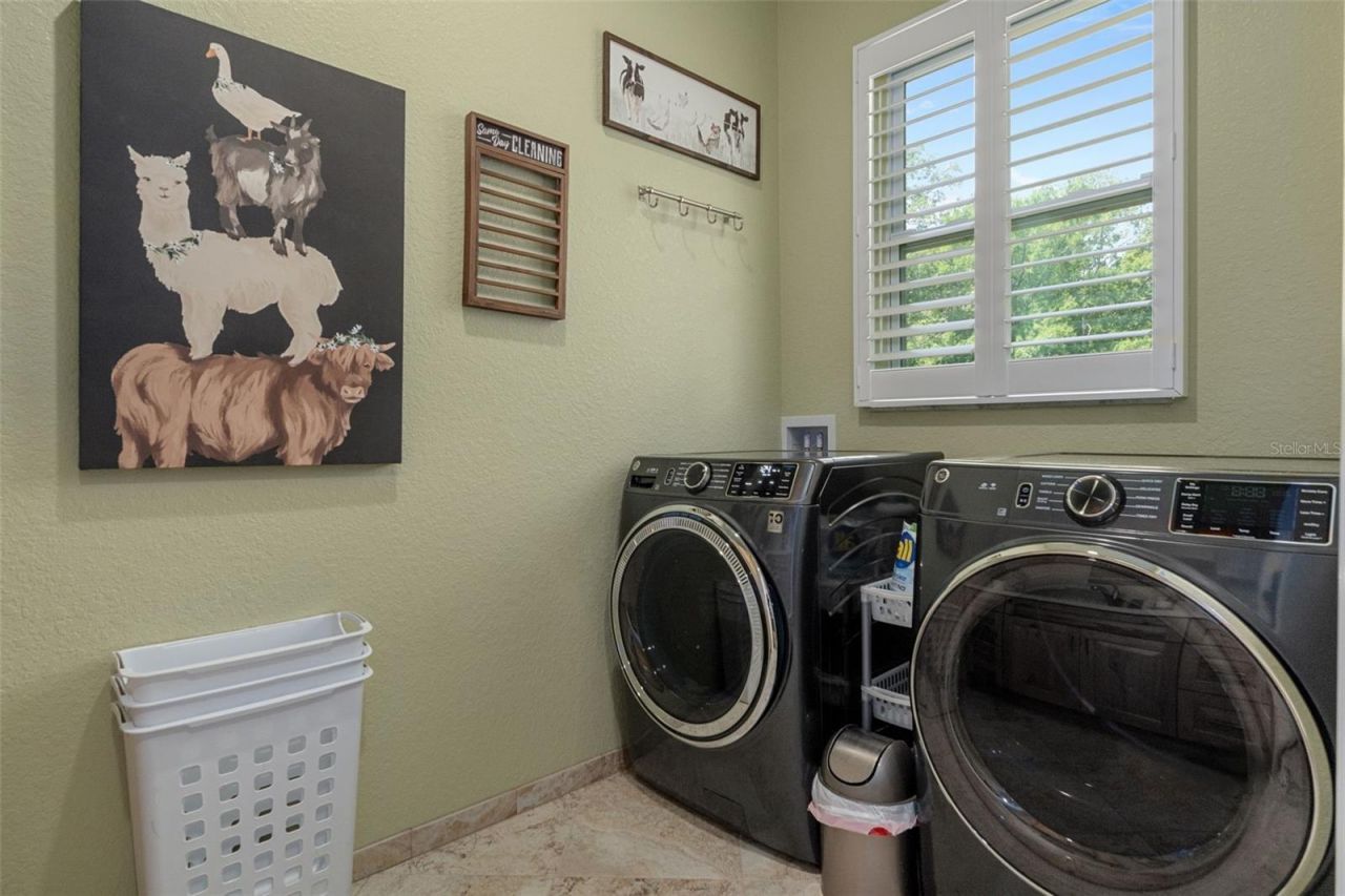 6762 E Richard Drive, Weeki Wachee, FL 34607 Photo