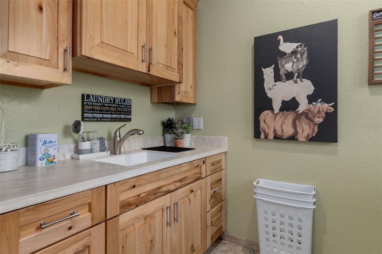 6762 E Richard Drive, Weeki Wachee, FL 34607 Photo
