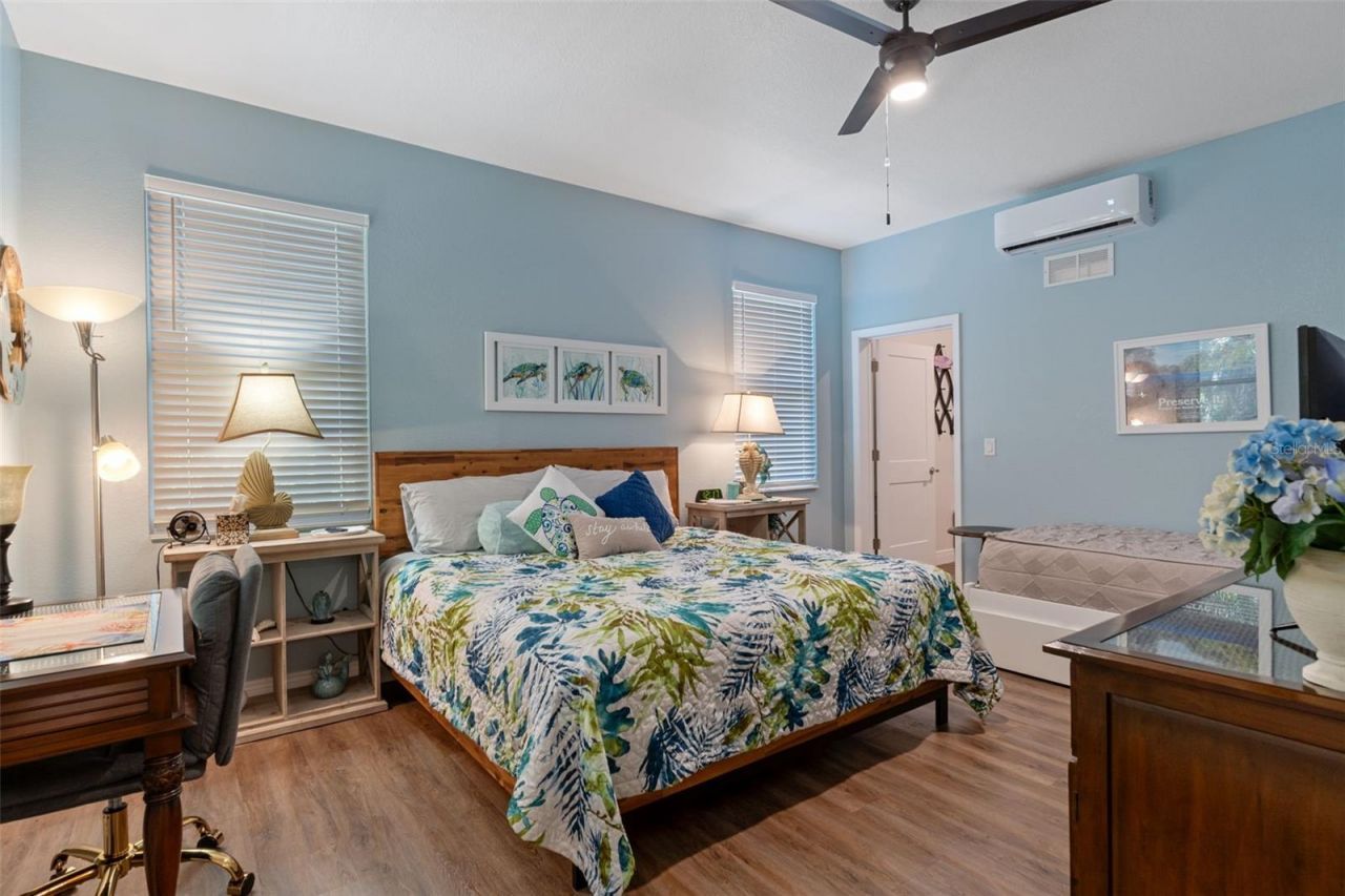 6762 E Richard Drive, Weeki Wachee, FL 34607 Photo