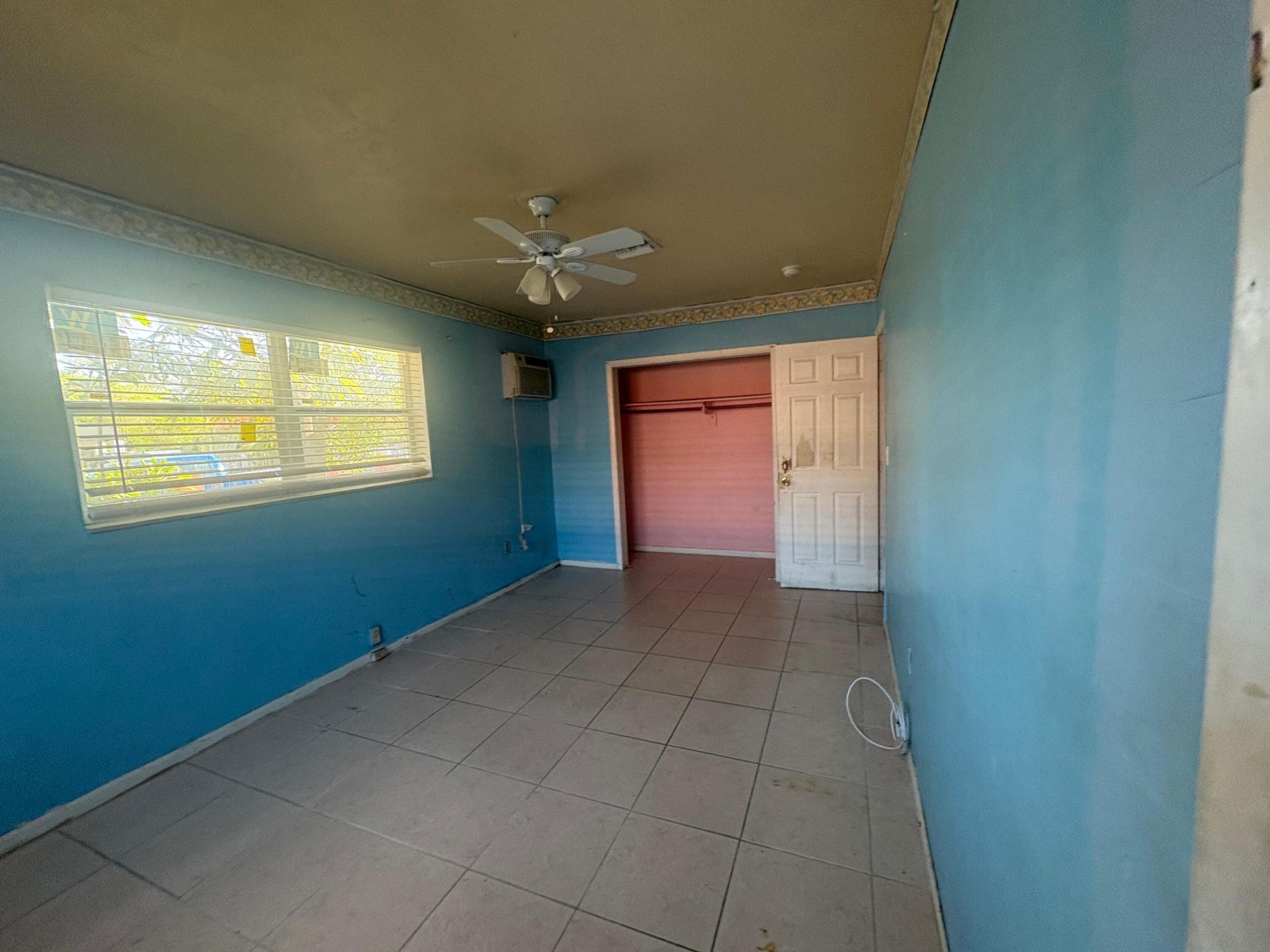 1165 NW 108th Terrace, Miami, FL 33168 Photo