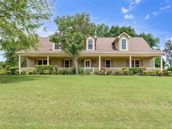 1070 WOODBRIDGE RD, Somerville, TN 38068