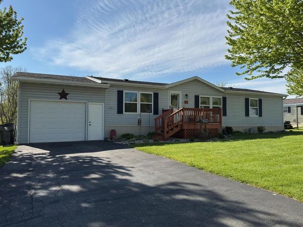 105 Aztanlan STREET, Unit 43, Johnson Creek, WI 53038