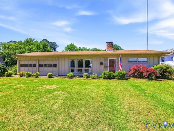 703 Compton Road , Colonial Heights, VA 23834
