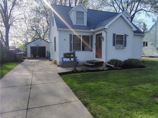 57 Elaine Court, Buffalo, NY 14225