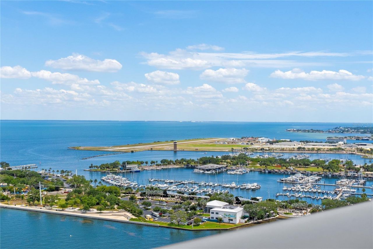 400 Beach Drive Ne, Unit 2605, Saint Petersburg, FL 33701 Photo