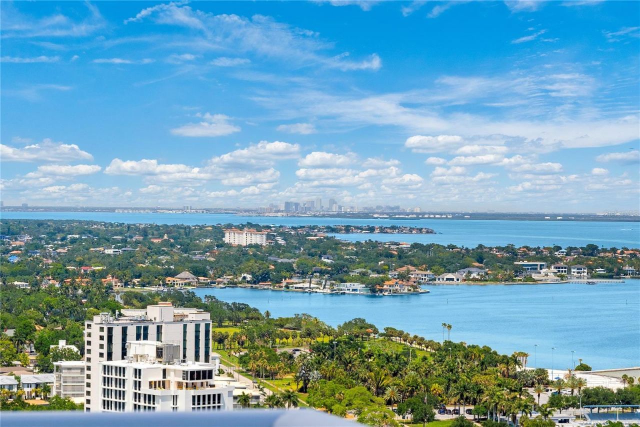 400 Beach Drive Ne, Unit 2605, Saint Petersburg, FL 33701 Photo