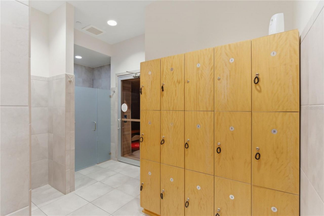 400 Beach Drive Ne, Unit 2605, Saint Petersburg, FL 33701 Photo