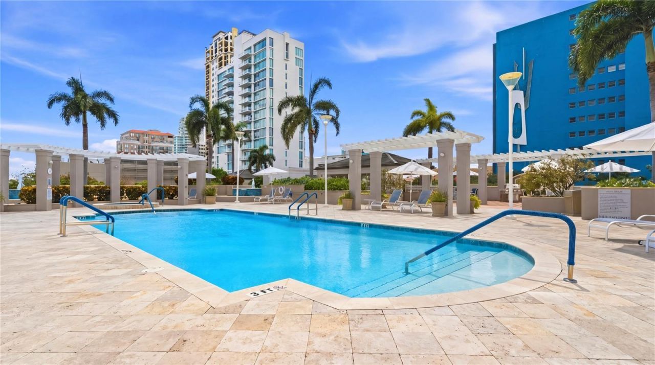 400 Beach Drive Ne, Unit 2605, Saint Petersburg, FL 33701 Photo