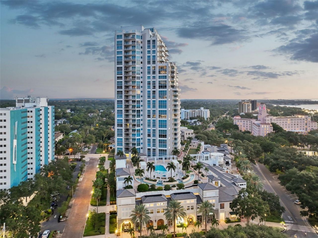400 Beach Drive Ne, Unit 2605, Saint Petersburg, FL 33701 Photo