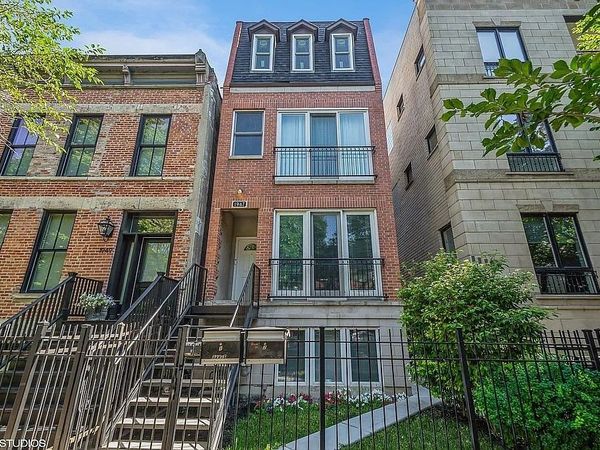 1947 N Wilmot Avenue , Unit 2, Chicago, IL 60647