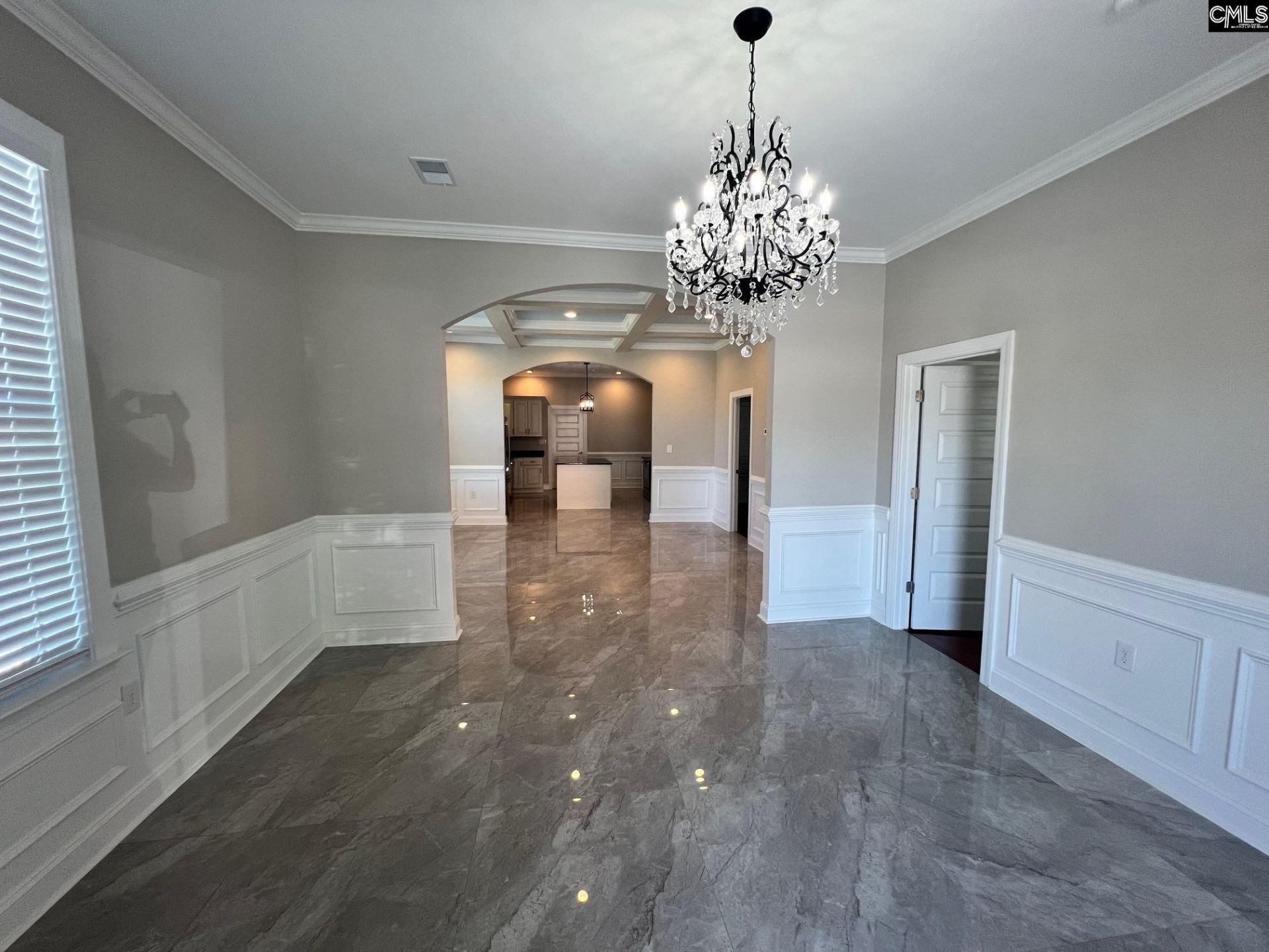 1722 Oak Street  Photo 5