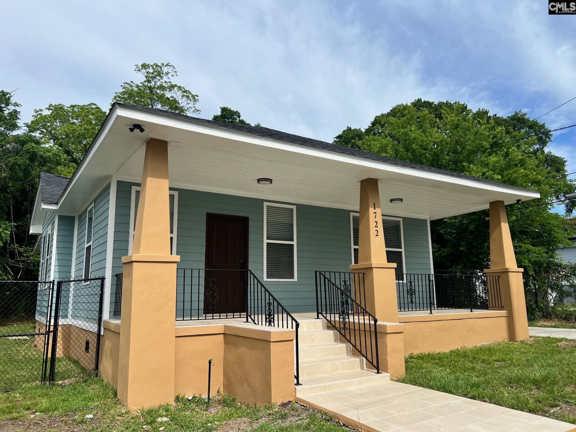 1722 Oak Street  Photo 8