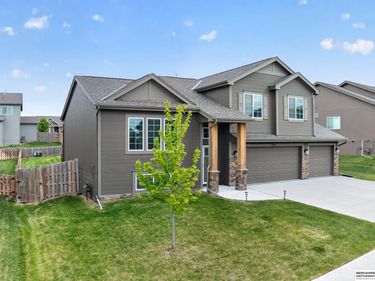 9315 S 179th Street , Omaha, NE 68136