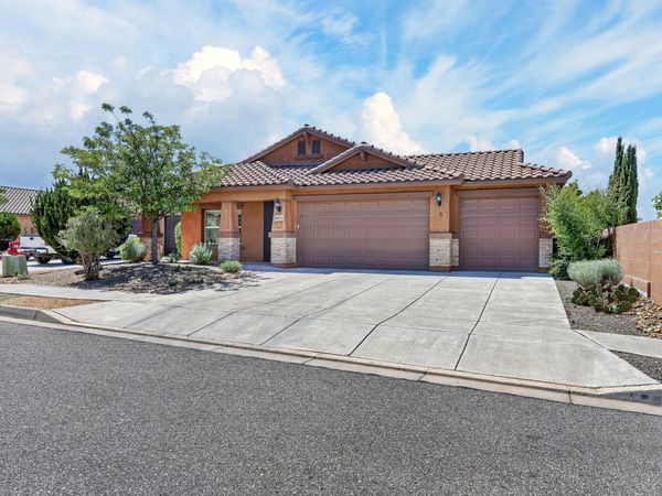 4032 Paseo Vista Place NE, Rio Rancho, NM 87124