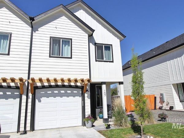 107 N Trifecta Lane, Nampa, ID 83651